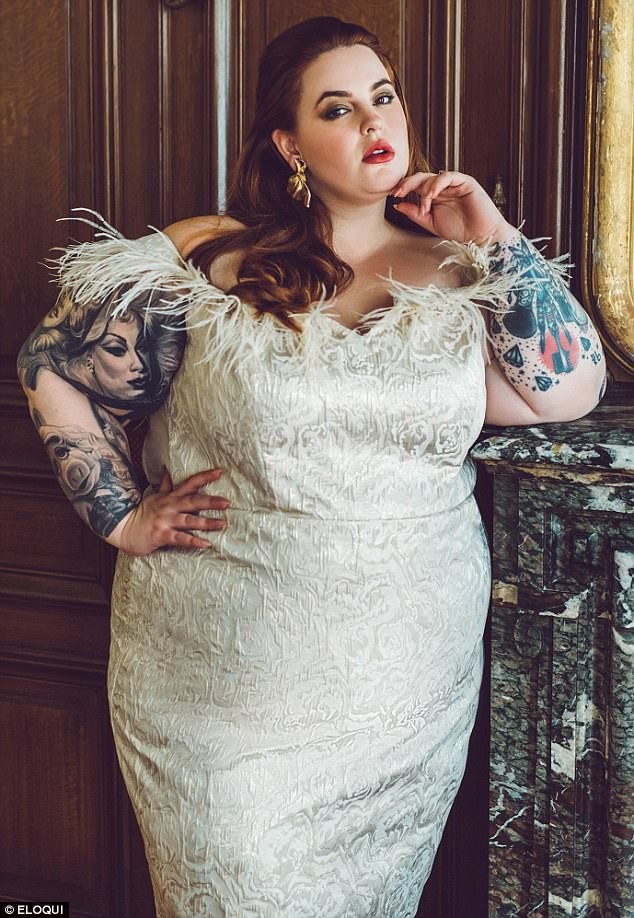 
Người mẫu Tess Holliday được chọn là gương mặt quảng cáo cho BST mới của 1 nhãn hiệu thời trang nổi tiếng

