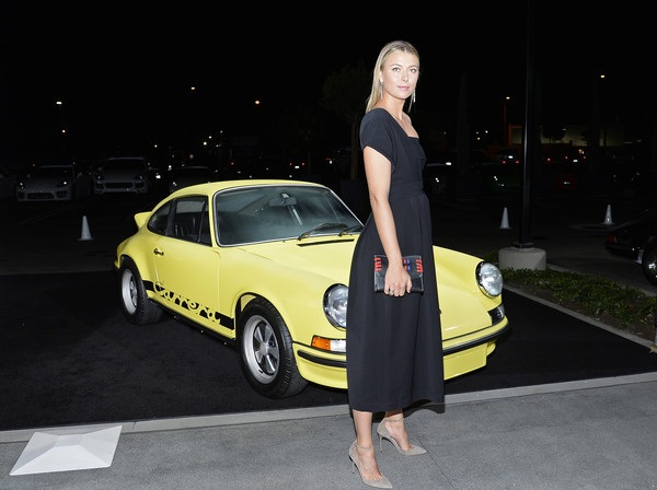 Maria Sharapova mặc áo tắm đẹp như siêu mẫu - 6
Người đẹp vui mừng trước thông tin sẽ sớm được thi đấu trở lại