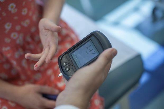 Phát minh miếng dán insulin không đau cho người bị tiểu đường - 3
Trên thế giới hiện có khoảng 371 triệu người mắc bệnh đái tháo đường.