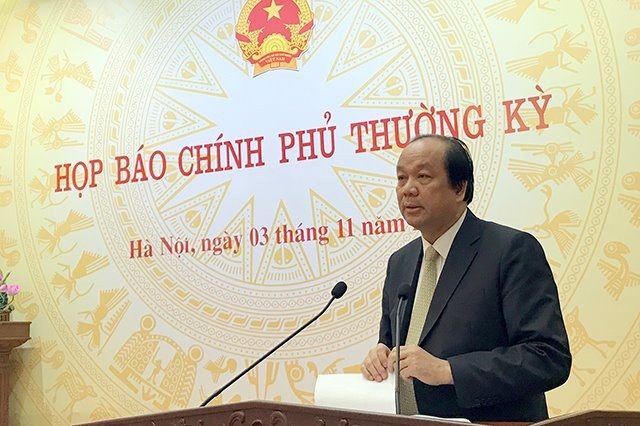 Vụ kê “gian” tài sản của ông Phạm Sỹ Quý: Cách nào truy nguồn gốc tài sản? - 2
Bộ trưởng, Chủ nhiệm Văn phòng Chính phủ Mai Tiến Dũng chủ trì cuộc họp báo