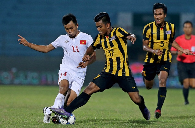 VFF lên tiếng về “trò hề”của chủ nhà SEA Games 29 - 1
VFF không chấp nhận việc chủ nhà SEA Games đòi chọn bảng đấu bóng đá nam