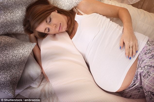 Đừng ngủ ngửa trong 3 tháng cuối thai kỳ! | Báo Dân trí