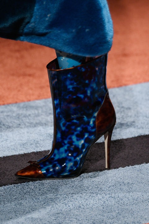 
Bốt cổ điển của Marco De Vincenzo
