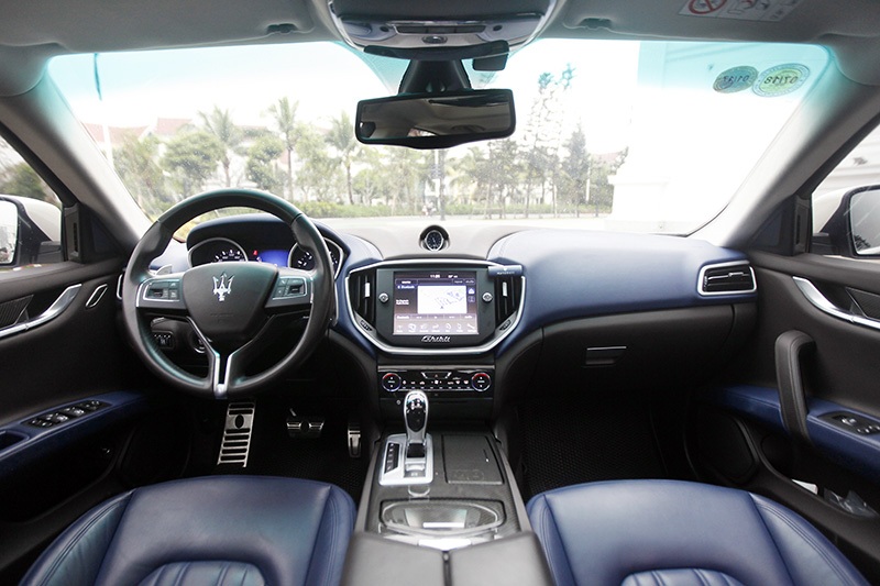 Giá từ 4,5 tỉ đồng cho xe thể thao hạng sang Maserati Ghibli - 4 Giá từ 4,5 tỉ đồng cho xe thể thao hạng sang Maserati Ghibli - 4