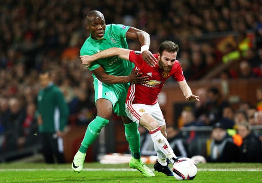 Gạt nước mắt sau đám tang ông nội, Juan Mata đá chung kết League Cup - 1 Juan Mata kịp ra sân thi đấu trận chung kết League Cup vào hôm nay