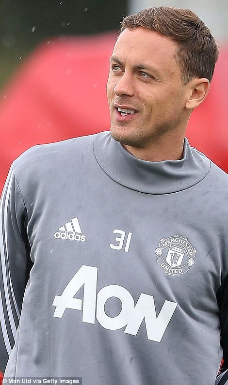 Buổi tập đầu tiên vô cùng đặc biệt của Matic tại MU - 4