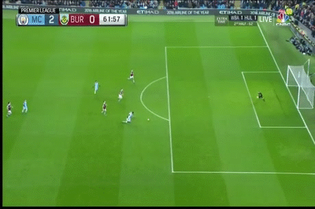 10 người Man City giành chiến thắng trước Burnley - 4 10 người Man City giành chiến thắng trước Burnley - 4