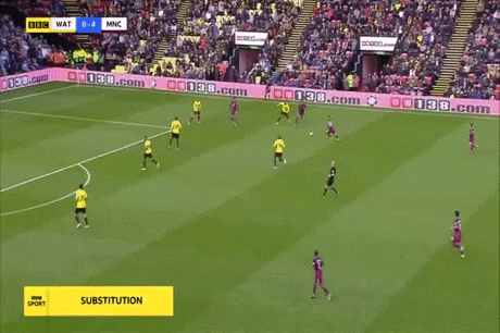 "Chiếu chậm" chiến thắng đưa Man City lên ngôi đầu bảng - 6 "Chiếu chậm" chiến thắng đưa Man City lên ngôi đầu bảng - 6