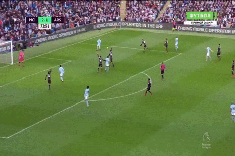 Đè bẹp Arsenal, Man City ung dung hơn MU tới 8 điểm - 5