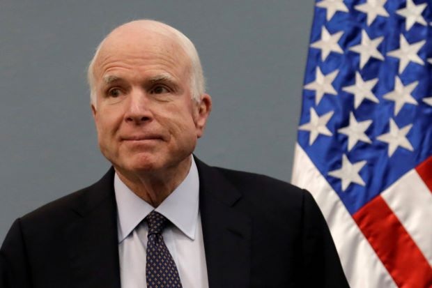 Thượng nghị sĩ John McCain bị chẩn đoán có khối u não - 1 Thượng nghị sĩ John McCain (Ảnh: Reuters)