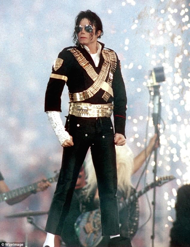 Con trai út của Michael Jackson giờ trông thế nào? - 4
Michael Jackson qua đời vì sốc thuốc vào năm 2009.