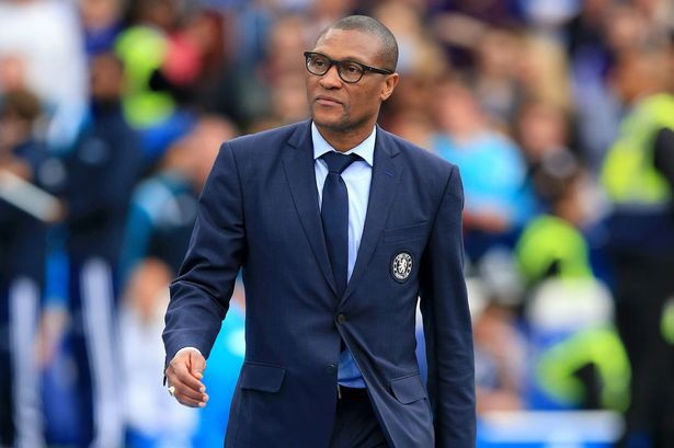 “Sếp” lớn ở Chelsea bất ngờ đệ đơn từ chức - 1 Giám đốc kỹ thuật của Chelsea, Michael Emenalo chính thức rời khỏi CLB