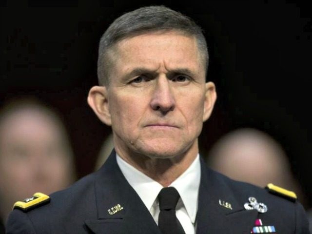 Cấp dưới “bán đứng” ông Trump để được miễn tội? - 1
Michael Flynn, cựu cố vấn an ninh quốc gia Mỹ. (Ảnh: AFP)