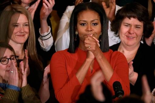 Đệ nhất phu nhân Mỹ nghẹn ngào nói lời chia tay - 1
Đệ nhất phu nhân Mỹ Michelle Obama trong bài diễn văn chia tay hôm 6/1 trước khi rời Nhà Trắng. (Ảnh: AFP)