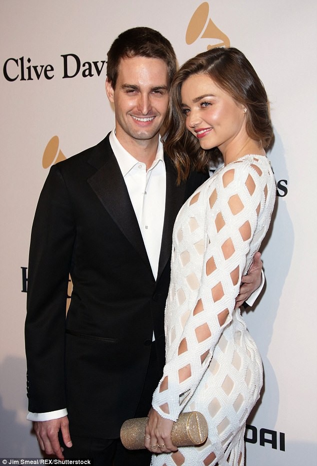 
Siêu mẫu Miranda Kerr đang mang thai đứa con thứ hai.
