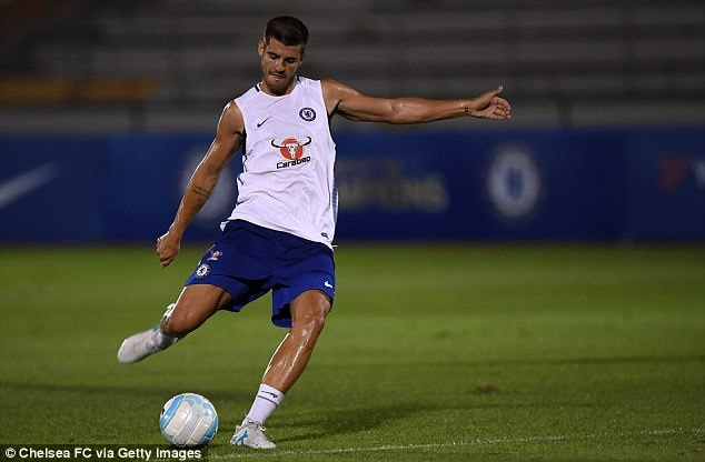 “Bom tấn” Morata tức tốc đến Singapore, tập luyện cùng Chelsea - 1 “Bom tấn” Morata tức tốc đến Singapore, tập luyện cùng Chelsea - 1