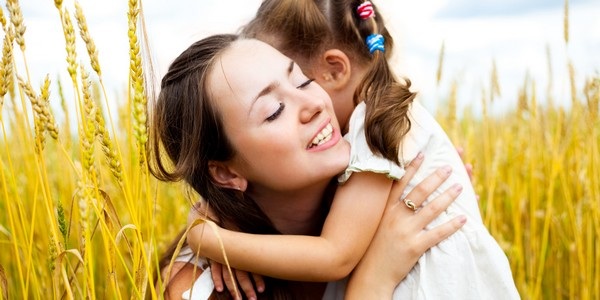 Bộ sưu tập hình nền “tình mẫu tử” tuyệt đẹp và đầy ý nghĩa - 15 Bộ sưu tập hình nền “tình mẫu tử” tuyệt đẹp và đầy ý nghĩa - 15