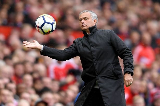 HLV Mourinho sắp được thưởng hợp đồng “khủng” - 1 HLV Mourinho sắp nhận được hợp đồng khủng