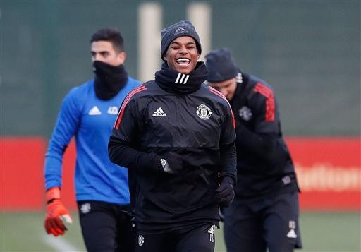 Bất chấp giá lạnh, cầu thủ MU vẫn "luyện công" đợi CSKA - 12
Hai trận gần nhất Rashford không có tên trong đội hình xuất phát của MU. Nếu Lukaku không thi đấu từ đầu, khả năng cao Rashford sẽ đá tiền đạo cắm cho MU