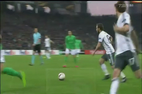 St Etienne 0-1 MU: Chiến thắng tuyệt đối cho "Quỷ đỏ" - 2