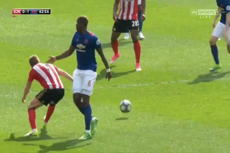 "Chiếu chậm" chiến thắng dễ dàng của MU trên sân Sunderland - 3 "Chiếu chậm" chiến thắng dễ dàng của MU trên sân Sunderland - 3
