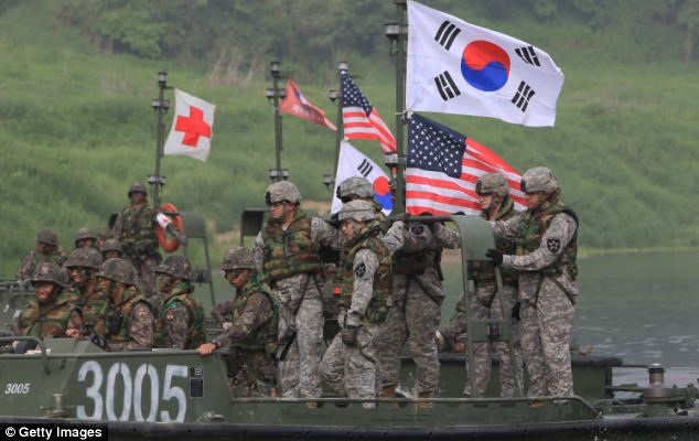 Quân đội Mỹ - Hàn tập trận chung tại Hàn Quốc (Ảnh: Getty)