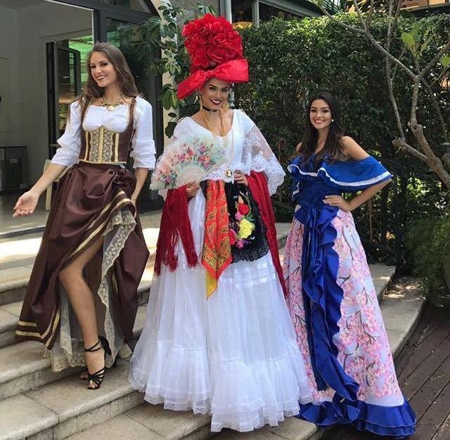 Những hình ảnh đầu tiên của Mỹ Linh tại cuộc thi Hoa hậu Thế giới 2017 - 23
Từ trái sáng: Hoa hậu Ý, Hoa hậu Mexico và Hoa hậu El Salvador