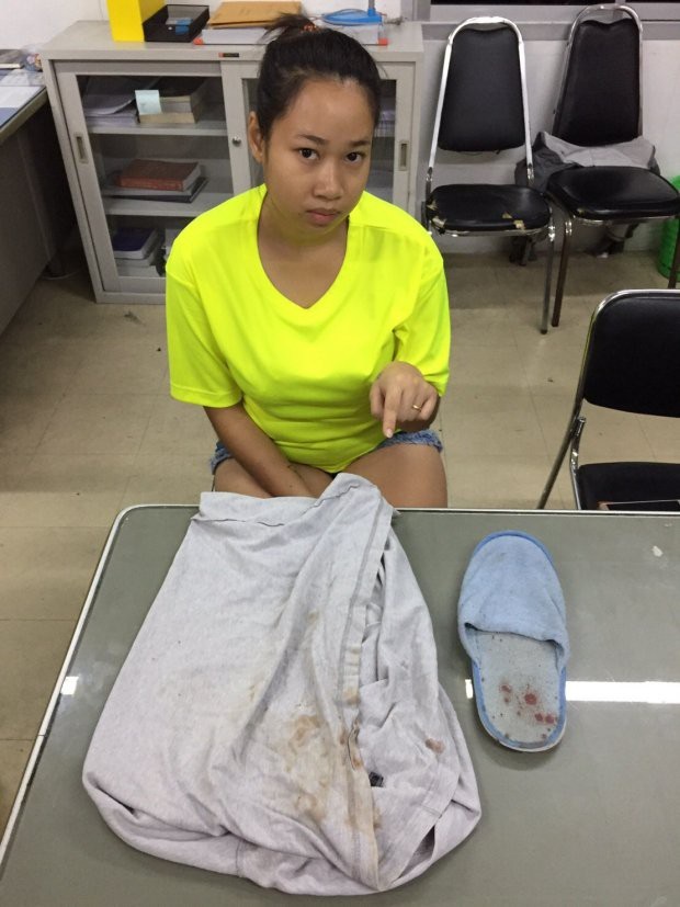 Thái Lan: Rúng động mẹ 20 tuổi vứt con vừa mới sinh qua cửa sổ tầng 17 xuống đất - 2
Netchanok bị bạn trai người Hàn Quốc 40 tuổi, đã có gia đình bỏ rơi sau khi biết cô này mang thai.