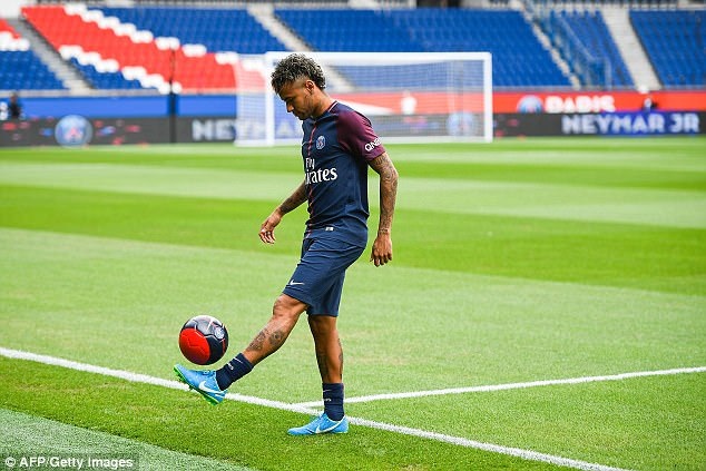 Neymar: “Tôi tới PSG không phải vì tiền” - 6 Neymar: “Tôi tới PSG không phải vì tiền” - 6