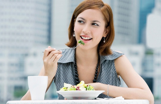 Bí quyết phòng tránh đầy bụng chán ăn trong ngày Tết - 1 Bí quyết phòng tránh đầy bụng chán ăn trong ngày Tết - 1