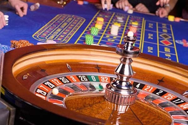 Bộ Tài chính "lên tiếng" về kinh doanh đặt cược, chơi casino - 1 Mỗi năm người Việt chi tới 800 triệu USD để ra nước ngoài đánh bạc