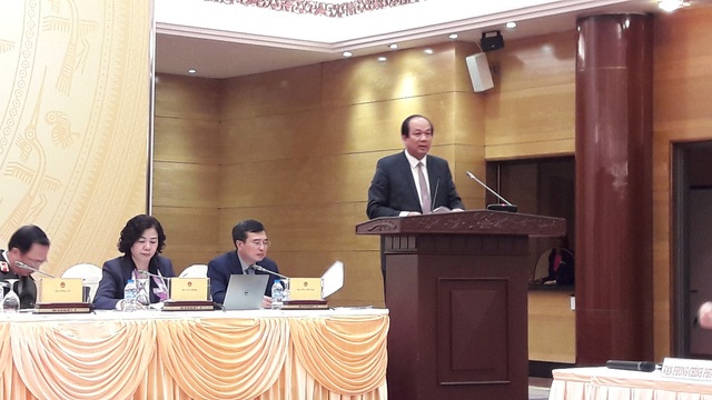 Chính phủ không đặt vấn đề ghép Tết Nguyên đán vào Tết dương - 1
Bộ trưởng, Chủ nhiệm Văn phòng Chính phủ Mai Tiến Dũng trả lời báo chí chiều 3/2