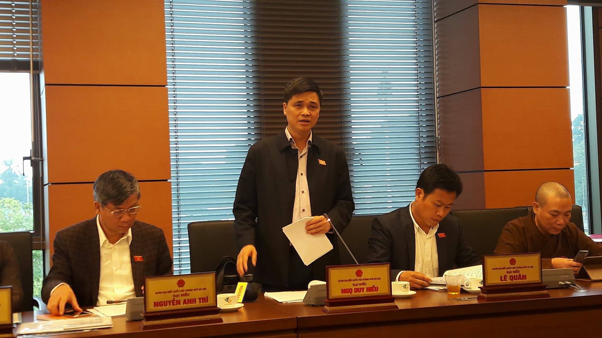 Đại biểu bình luận việc em chồng Bộ trưởng Y tế làm việc tại VN Pharma - 1 Đại biểu Ngọ Duy Hiểu phát biểu tại phiên thảo luận tổ.