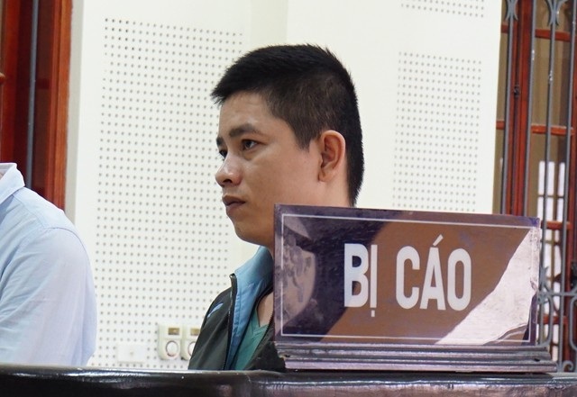 "Cõng" tiền án lưu hành tiền giả đi buôn ma túy - 2 Bị cáo Ngô Văn Cường tại phiên tòa