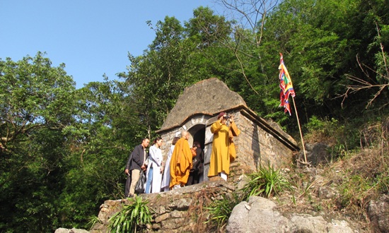 Nhiều hoạt động đặc biệt trong Lễ hội xuân Ngoạ Vân 2017 - 2 Chùa Ngọa Vân trên núi Bảo Đài, thuộc thôn Tây Sơn, xã Bình Khê, Thị xã Đông Triều (tỉnh Quảng Ninh). Ảnh: TL.