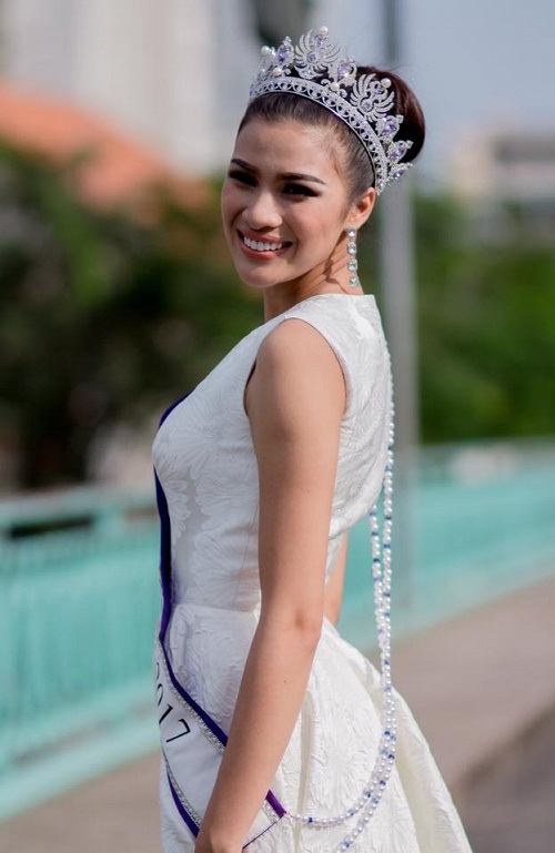 Từ chuyện Nguyễn Thị Thành, nghĩ tới việc nới lỏng thi nhan sắc... - 1 Hình ảnh của Nguyễn Thị Thành khi dự thi Miss Eco International 2017. Ảnh: TL.