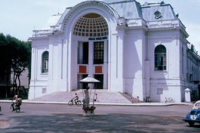Sài Gòn – TPHCM: 42 năm nguyên vẹn những góc phố, tuyến đường - 11 Sài Gòn – TPHCM: 42 năm nguyên vẹn những góc phố, tuyến đường - 11