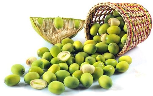 Khi mất ngủ hãy tìm đến những thực phẩm này - 3 Tất cả các bộ phận từ sen như củ, hạt, tim,… đều có tác dụng an thần rất tốt.