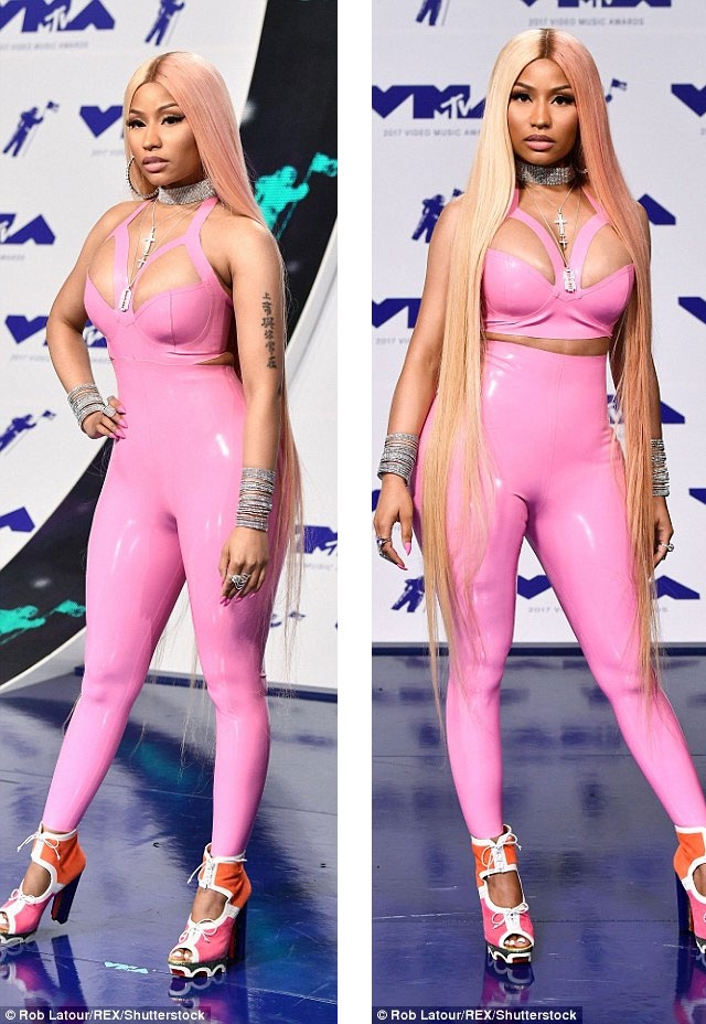 Nicki Minaj "bóp nghẹt" cơ thể với đồ chất liệu nhựa dẻo - 2 Nicki Minaj "bóp nghẹt" cơ thể với đồ chất liệu nhựa dẻo - 2