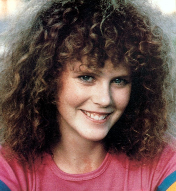 Vẻ đẹp vượt thời gian của "thiên nga Úc" Nicole Kidman ở tuổi 50 - 11
Mai tóc xoăn đặc trưng của Nicole Kidman thời đi học.