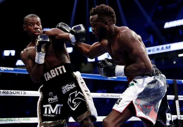 "Độc cô cầu bại" Mayweather hạ knock-out McGregor - 28 "Độc cô cầu bại" Mayweather hạ knock-out McGregor - 28