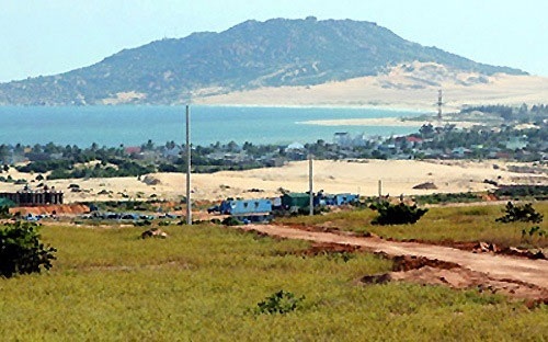 Bộ trưởng Công Thương phụ trách xử lý việc dừng điện hạt nhân Ninh Thuận - 1
Tại khu vực dự kiến xây dựng nhà máy, nhiều hạng mục công việc như giải phóng mặt bằng, đầu tư hạ tầng... đã được triển khai.