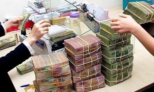 10 ngân hàng có hơn 50.000 tỷ đồng nợ xấu - 1 Việc tăng giảm trái chiều của tỷ lệ nợ xấu phản ánh bức tranh phân hóa trong tiến trình xử lý nợ xấu cũng như khả năng quản trị chất lượng tài sản giữa các ngân hàng