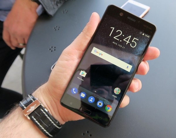 Những smartphone đáng mua trong mức giá dưới 5 triệu đồng - 4