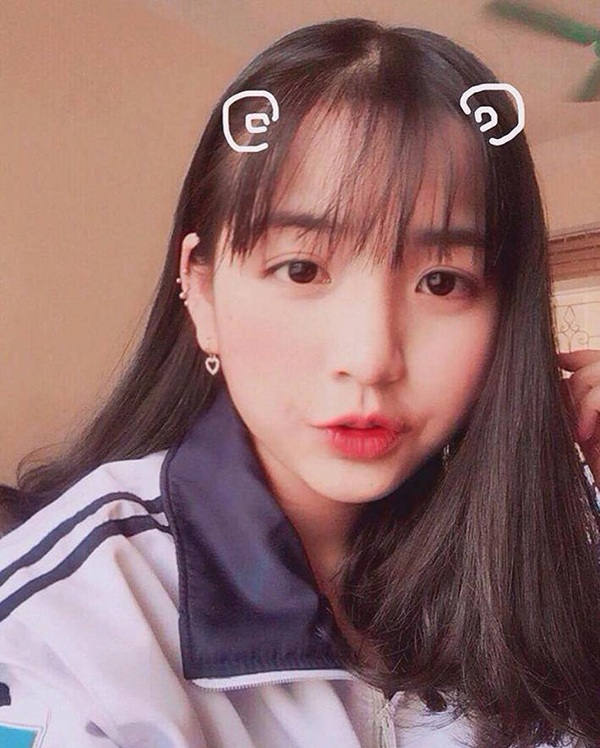 Nữ sinh trường chuyên Nghệ An "chuẩn con nhà người ta" - 5 Nữ sinh trường chuyên Nghệ An "chuẩn con nhà người ta" - 5