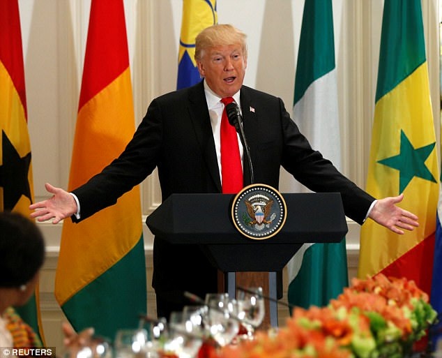 Mức độ tín nhiệm của Tổng thống Trump tăng trở lại - 1
Tổng thống Mỹ Donald Trump (Ảnh: Reuters)