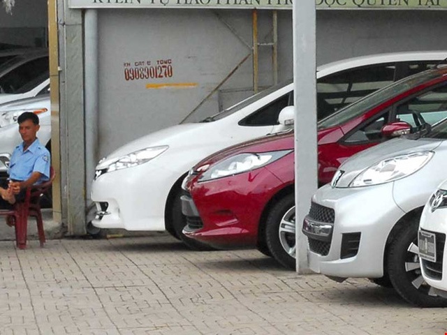 Từ chuyện "biệt phủ" Trịnh Xuân Thanh đến "cơn sốt" ô tô giảm giá - 3 Cuộc đua giảm giá ô tô nổ ra với sự tham gia của nhiều hãng xe như Toyota, Ford, Nissan, Mazda, Mitsubishi và cả hãng xe sang Lexus (ảnh minh họa)