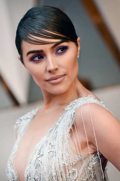 Dập dìu người đẹp trên thảm đỏ Oscar 2017 - 35
Cựu hoa hậu hoàn vũ người Mỹ Olivia Culpo