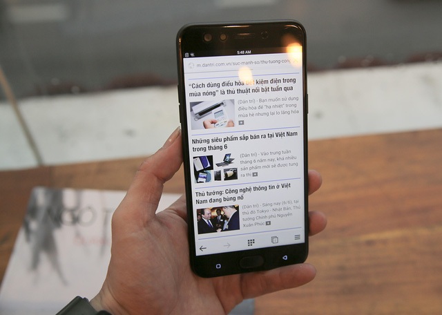 Smartphone giảm giá đáng chú ý tháng 6/2017 - 5