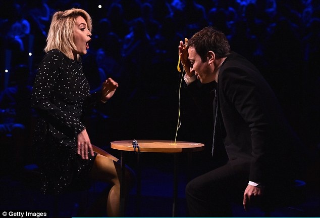 
Trước khi trở thành người mẫu, Paris Jackson từng tham gia đóng phim. Ký hợp đồng với công ty IMG Models, Paris Jackson trở thành đồng nghiệp của chị em Gigi, Bella Hadid, Gisele, và Alessandra Ambrosio.
